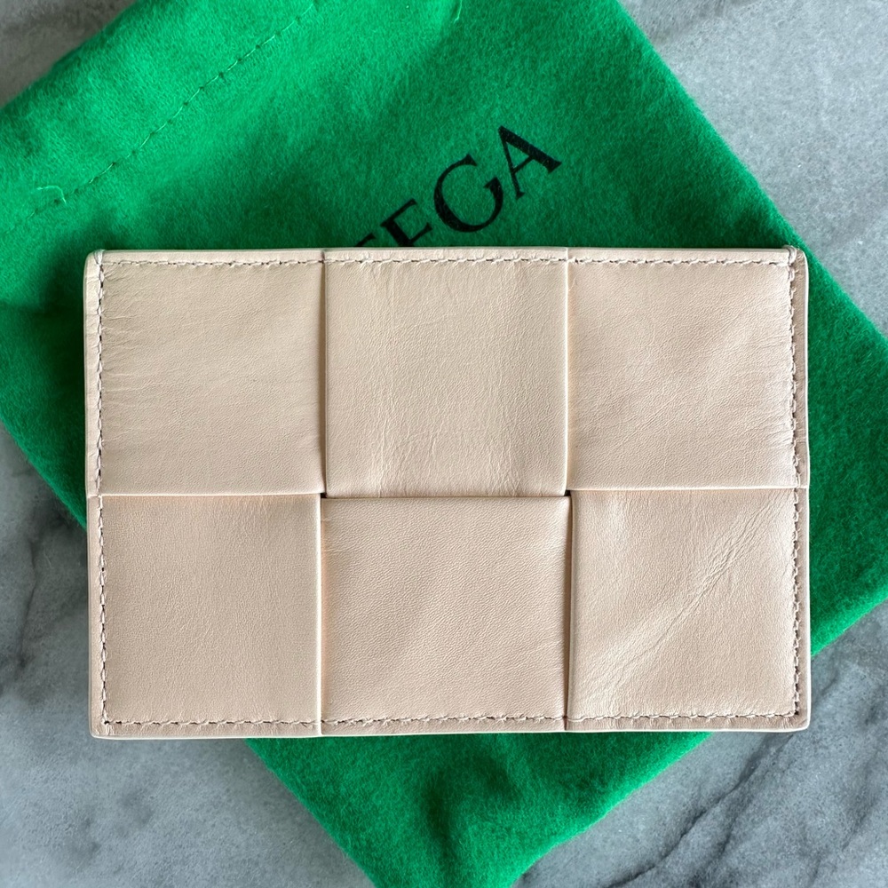 **NWT** Bottega Veneta - Portacard Intrecciato Leather Card Case